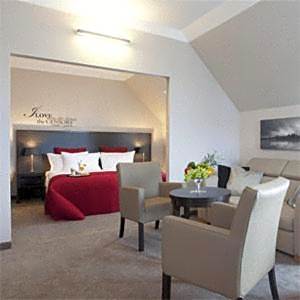 Comm Hotel Poznań Airport