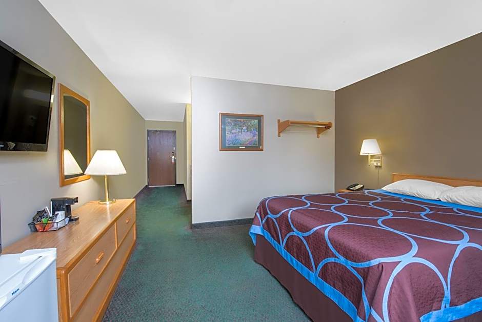 Northwoods Inn and Suites