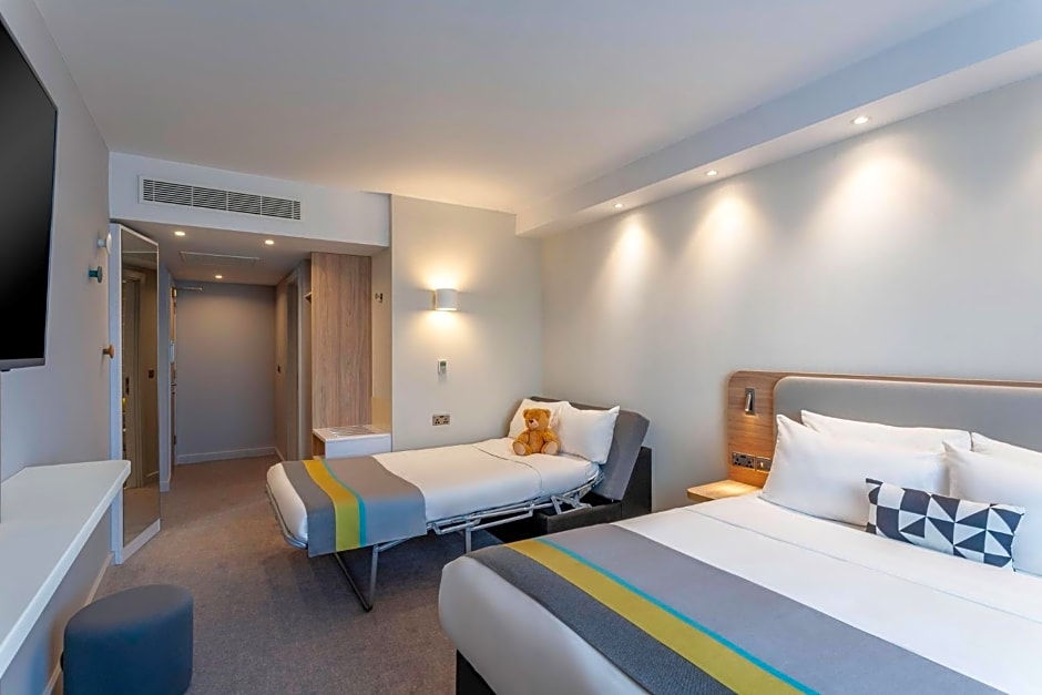 Holiday Inn Express Dublin-Airport