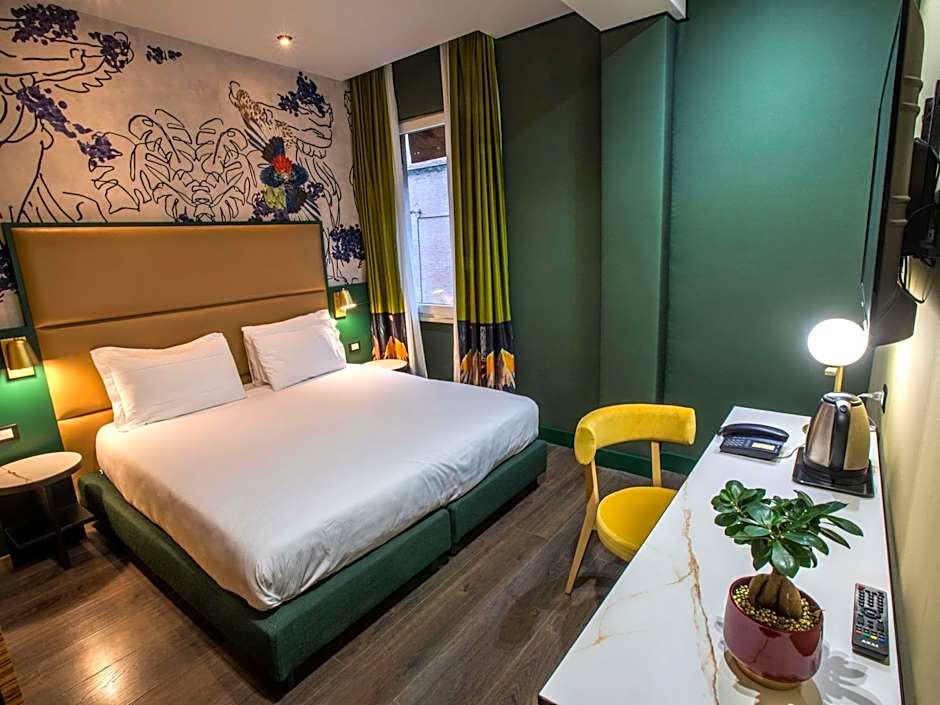 Mercure Roma Centro Saint John