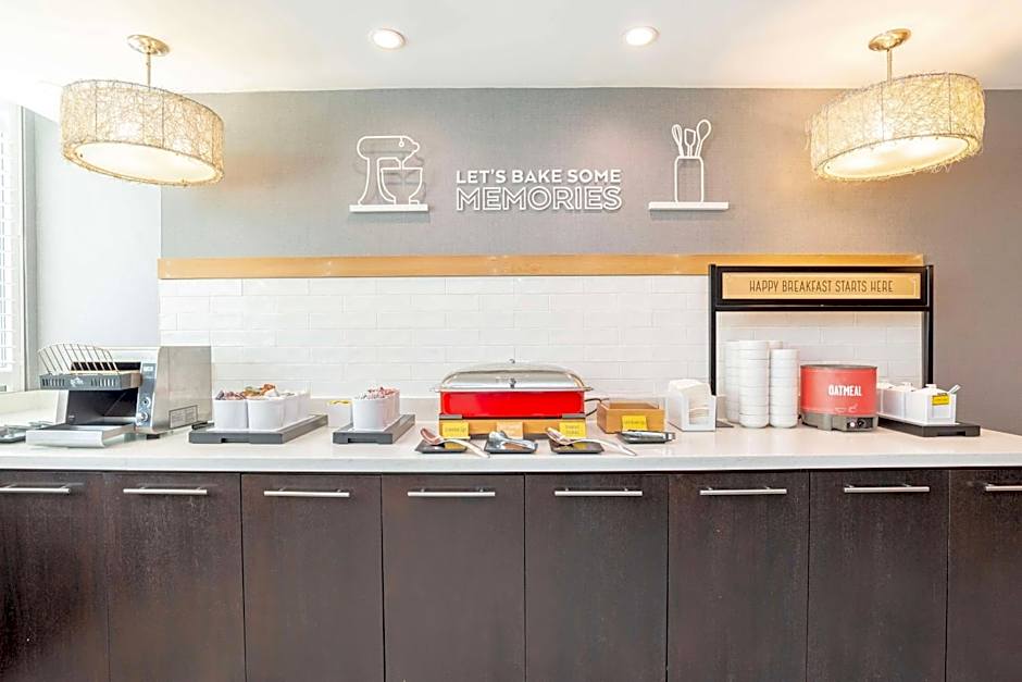 Hampton Inn & Suites, by Hilton - Vancouver Downtown