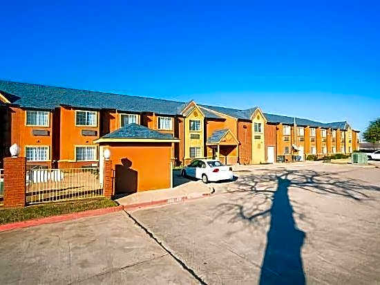 Regency Inn & Suites DFW