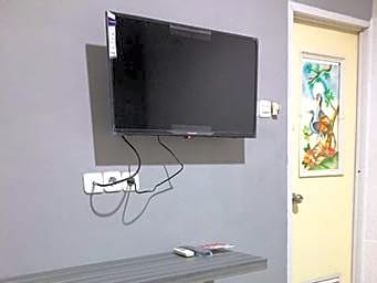 RedDoorz @ Citraland Surabaya