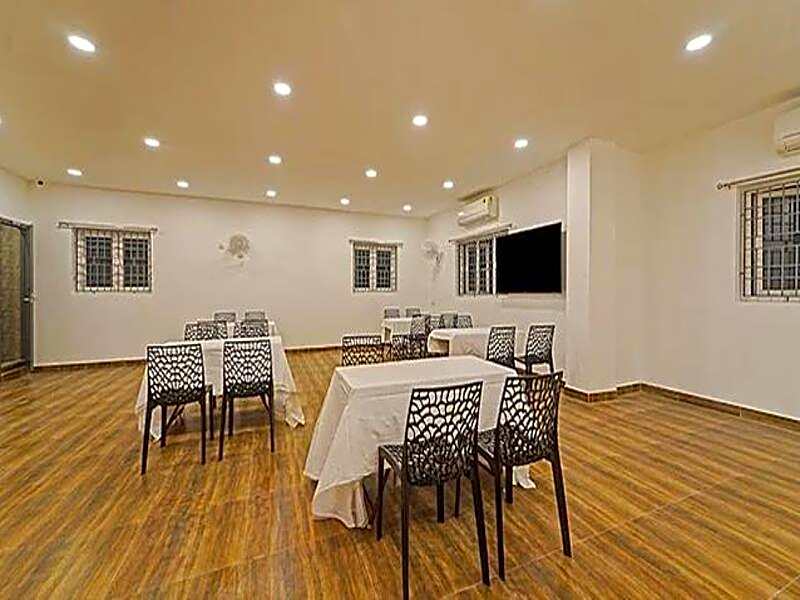 Namadhu Illam by FabHotel – Chennai, IL