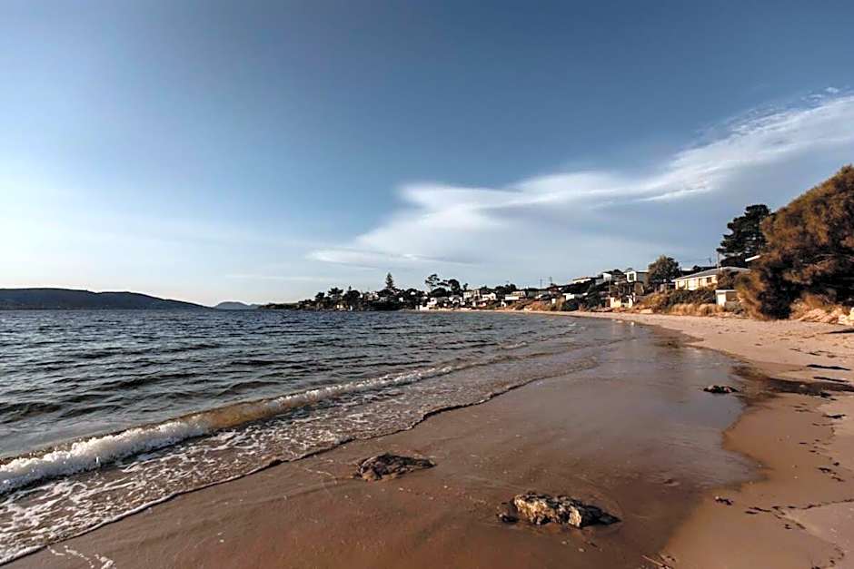 Beachfront Paradise in Opossum Bay