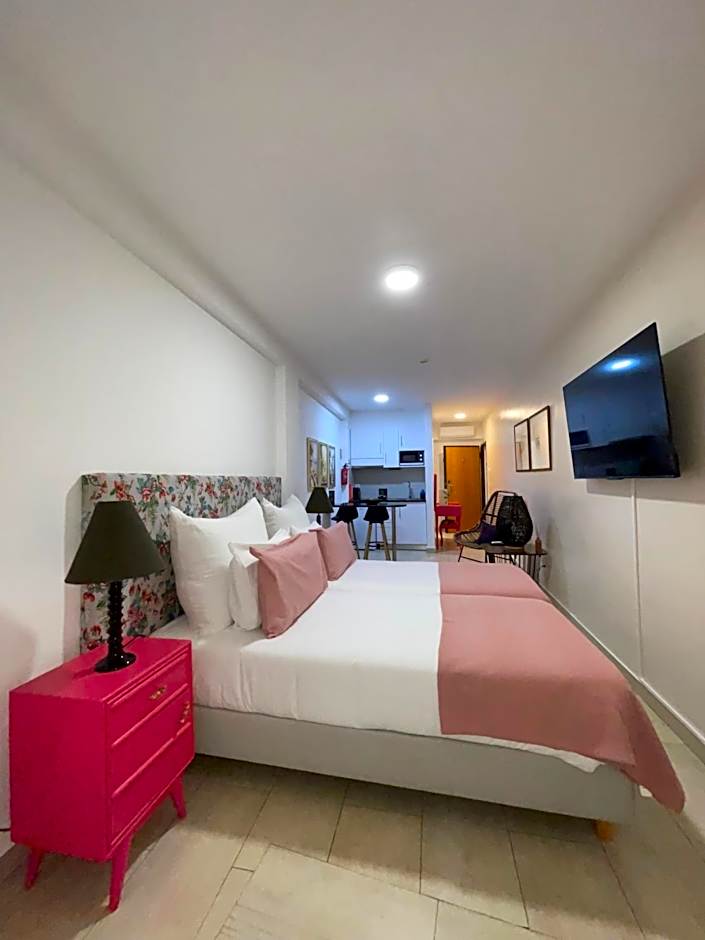 Esmeralda Holidays Apartments