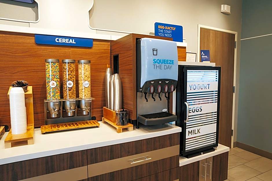 Holiday Inn Express And Suites Bessemer - Birmingham West By IHG