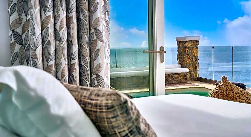 Arte And Mare Luxury Suites And Spa Hotel