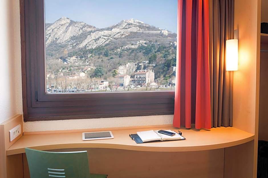 ibis Grenoble Gare