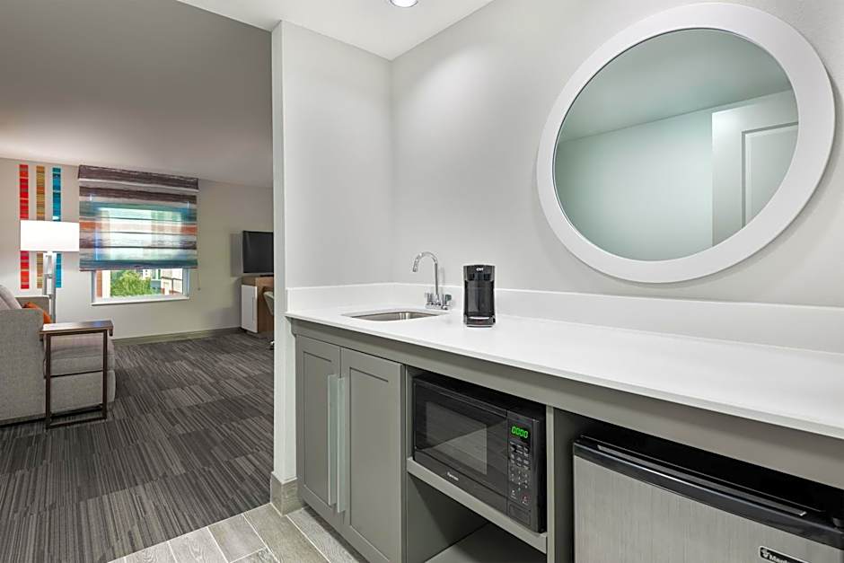 Hampton Inn & Suites Atlanta Buckhead Place