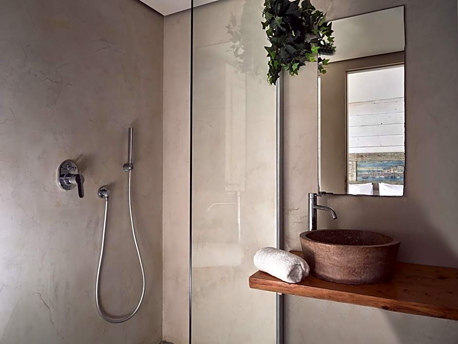 Gloria Maris Hotel Suites and Villas