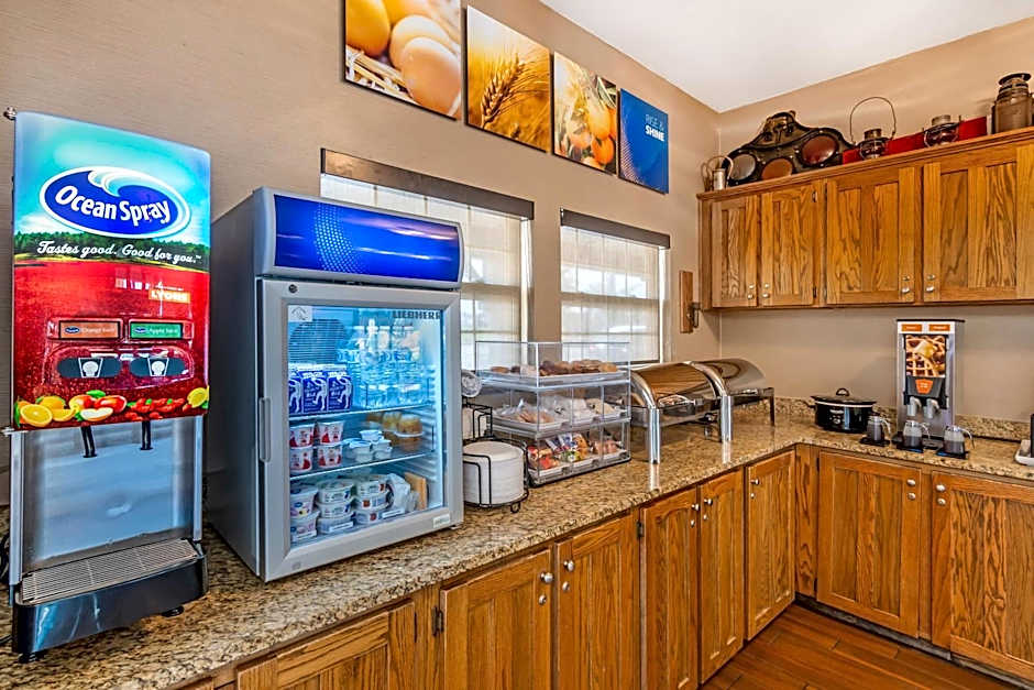 Comfort Inn Sedalia Station