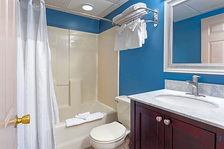 Americana Motor Inn on Boardwalk