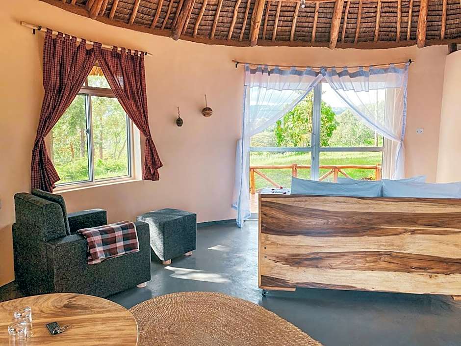 Foresight Eco Lodge & Safari