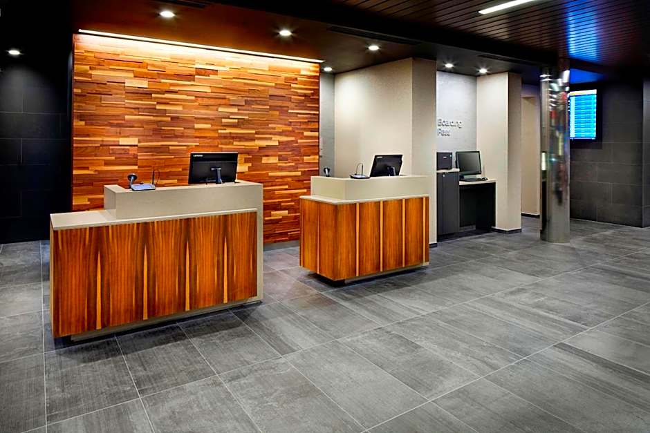 Courtyard by Marriott Houston Intercontinental Airport