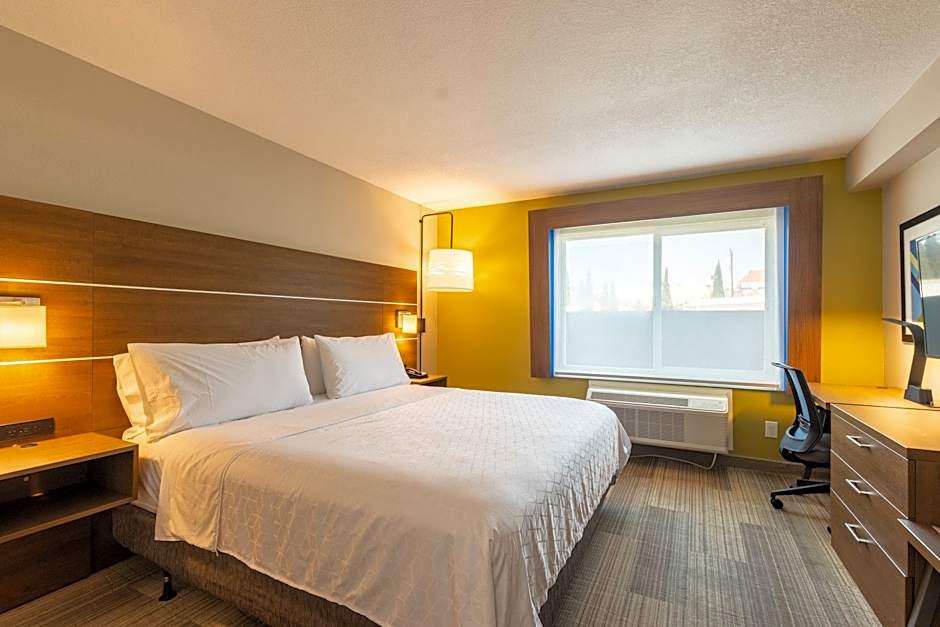 Holiday Inn Express Anaheim West By IHG