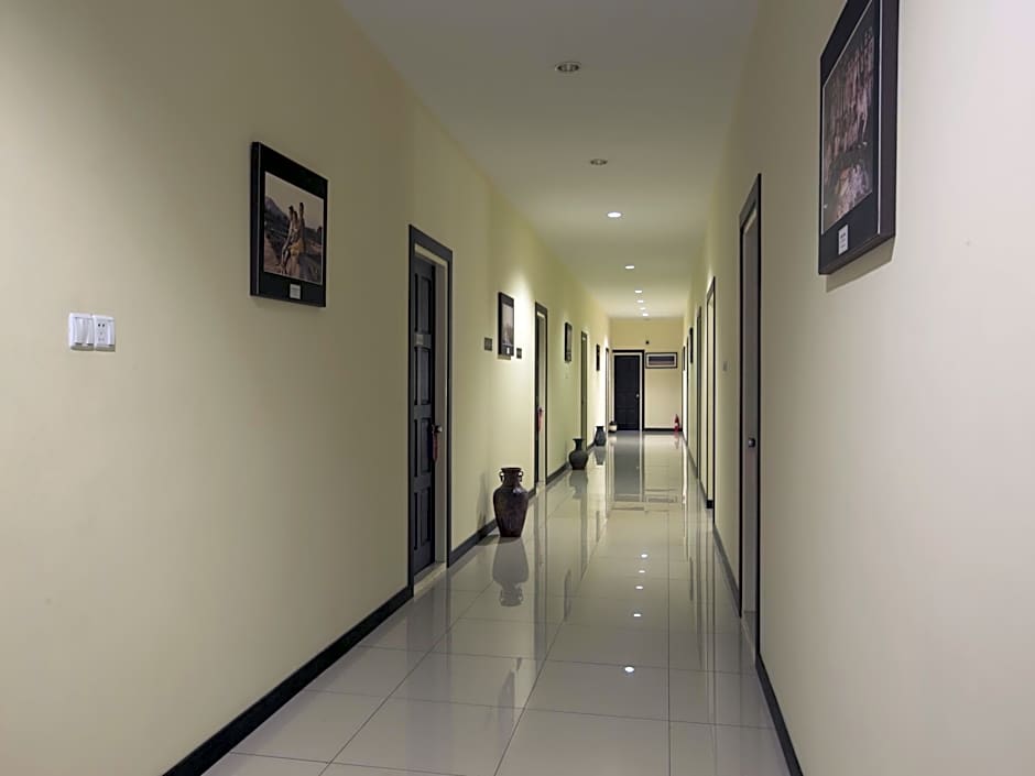 Royal Platinum Hotel