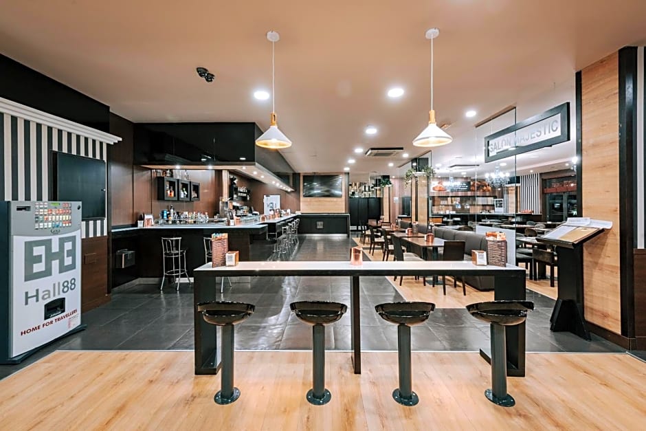 Zenit Hall 88 Studios