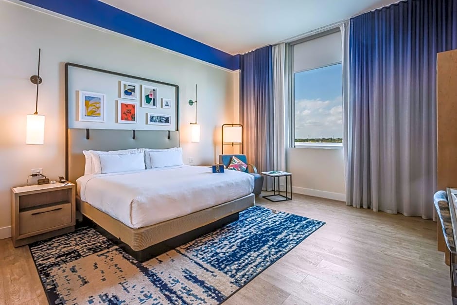 Serena Hotel Aventura, Tapestry Collection By Hilton
