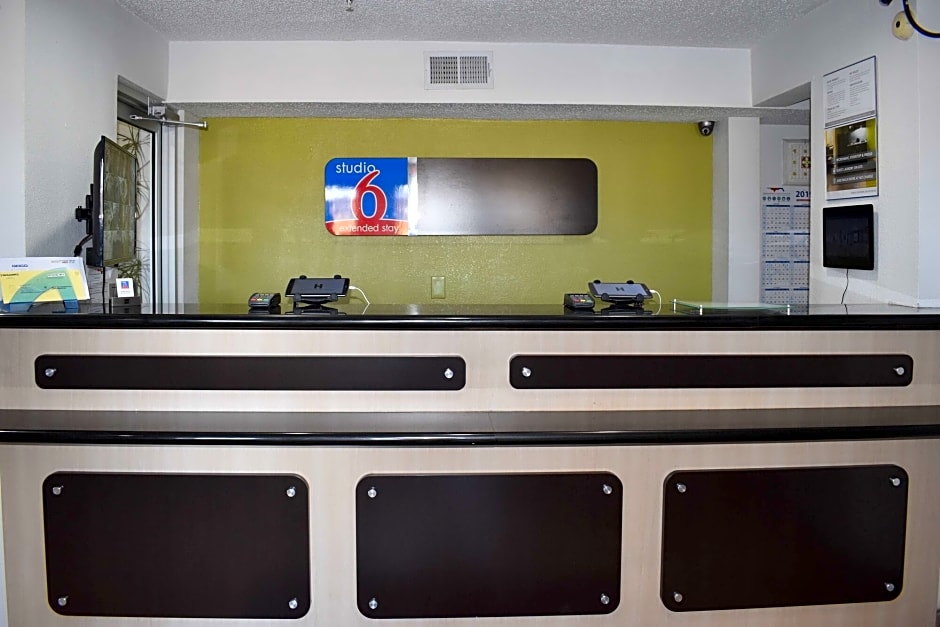 Studio 6 Dallas, TX - North - Richardson
