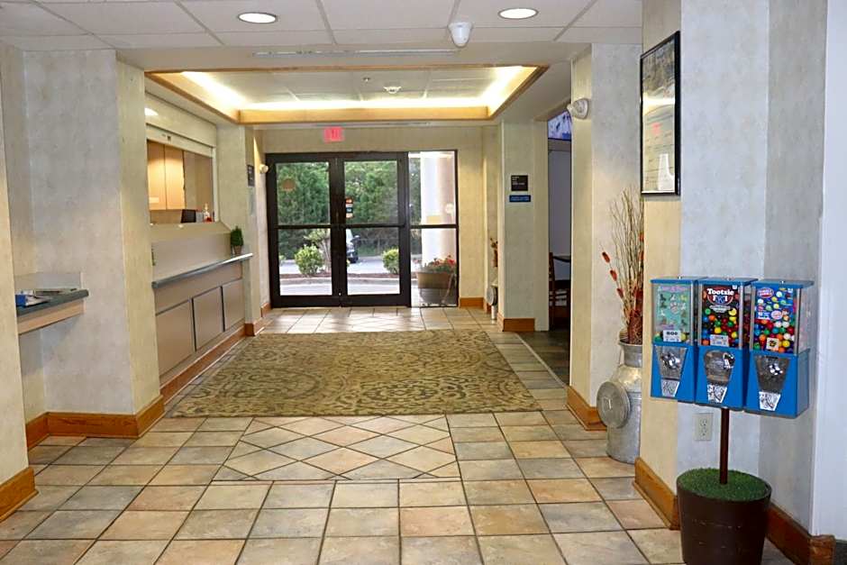 Howard Johnson by Wyndham Tifton GA I-75