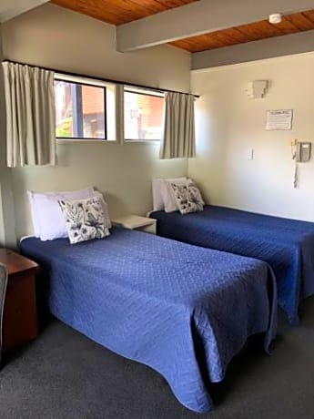 Family Apartment with Hot Tub