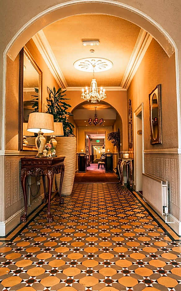 Summerhill House Hotel