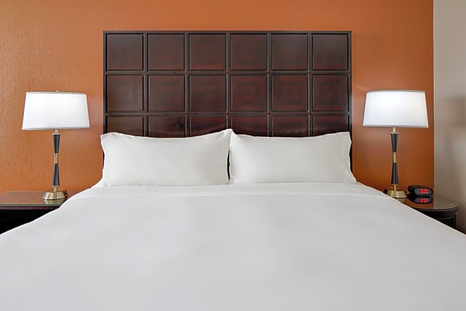 Renaissance Indianapolis North Hotel