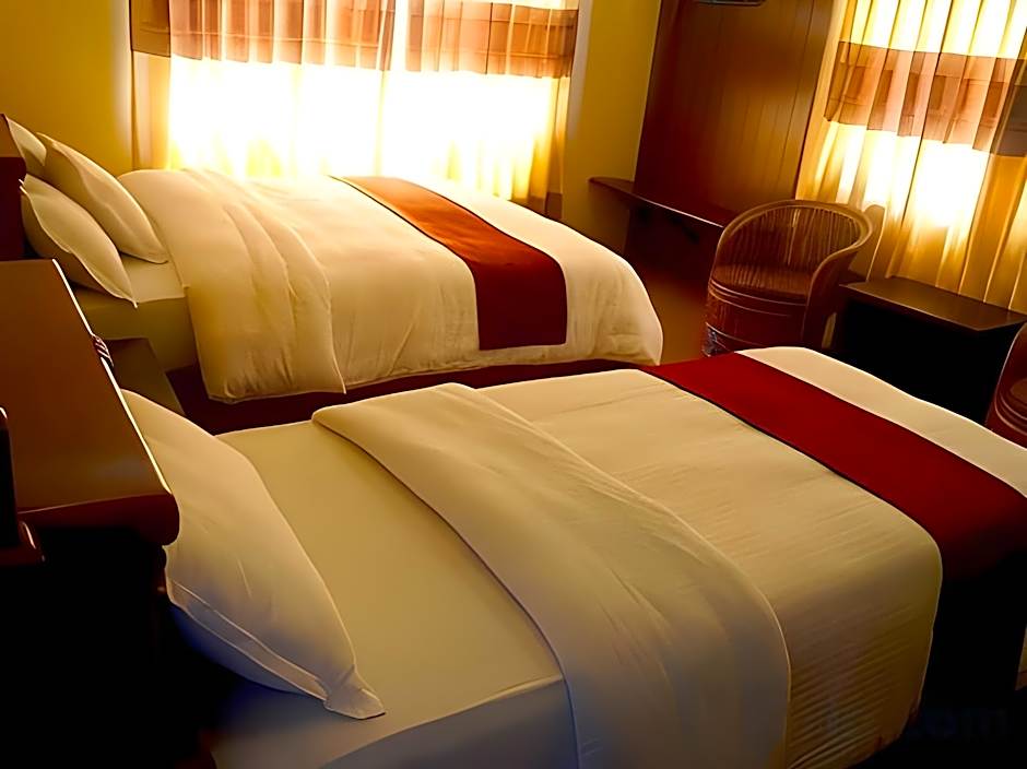 Hotel Middle Path & Spa