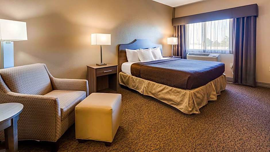 Best Western El-Quartelejo Inn & Suites