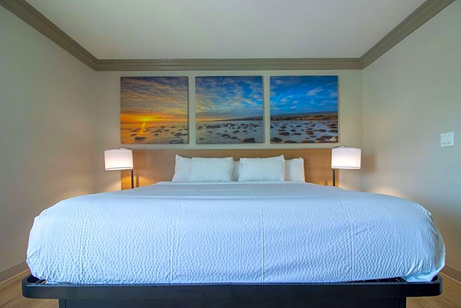 Days Inn by Wyndham Carlsbad