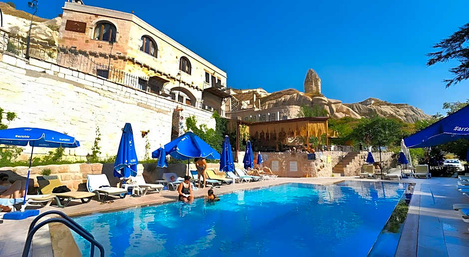 Grand Elite Cave Suites