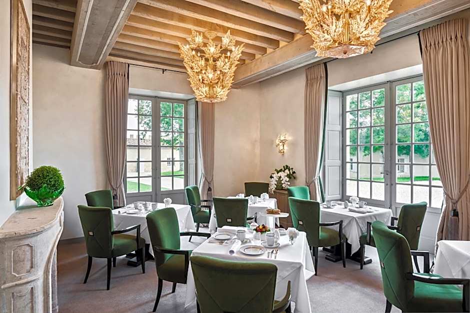 Château Lafaurie-Peyraguey Hôtel & Restaurant LALIQUE