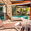 2122 Hotel Art Design