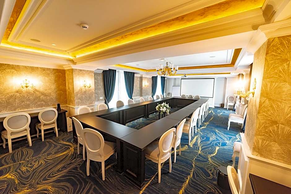 Hotel NOBLESSE Boutique&Spa