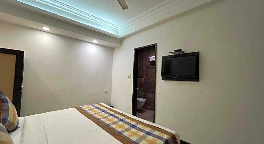 Hotel Moti Palace & Restaurant