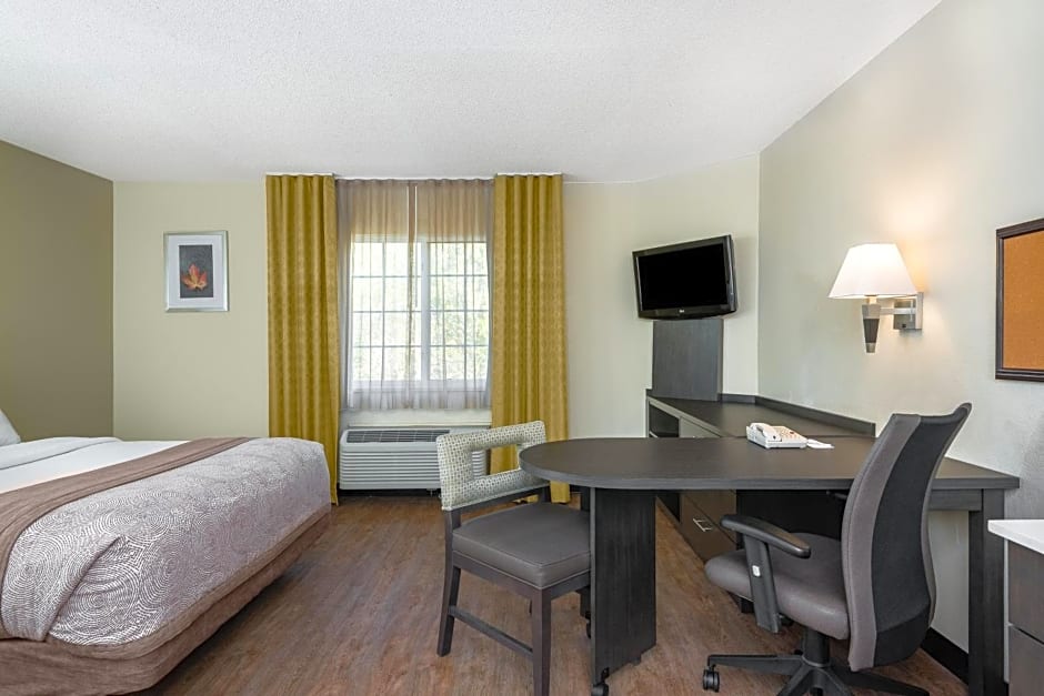 Candlewood Suites Durham