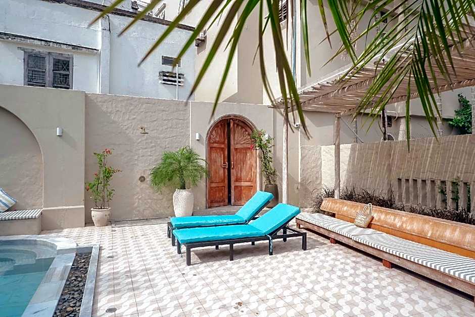 Vaia Hoi An Boutique Hotel