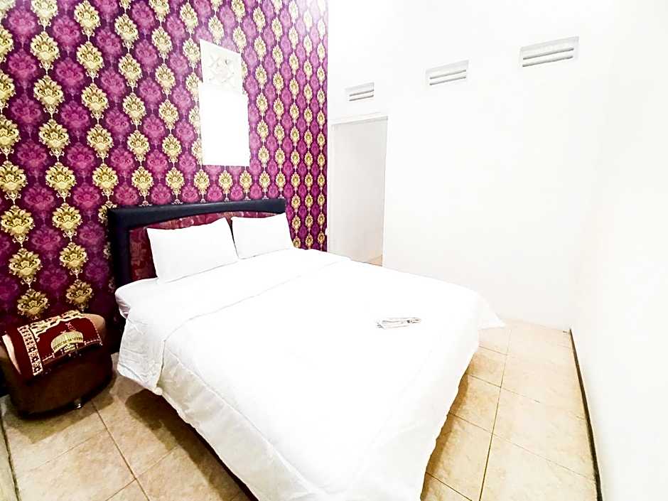 Lancar Homestay Syariah near BNS Mitra RedDoorz