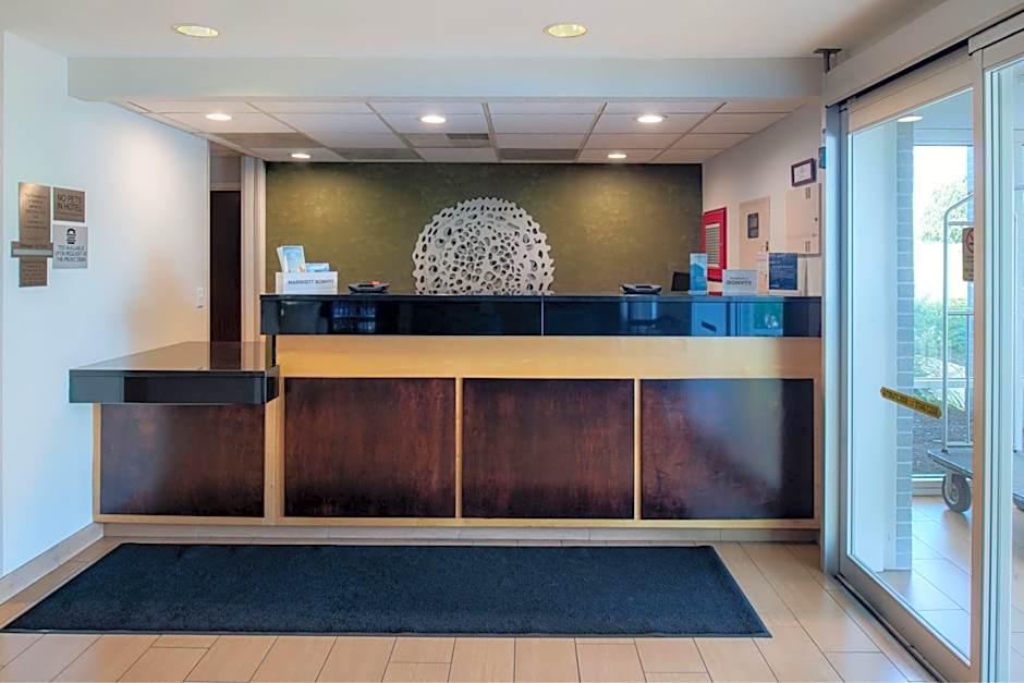 Fairfield Inn & Suites by Marriott Dayton Troy