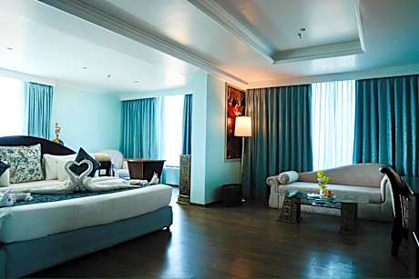 Superior Suite with Sea View