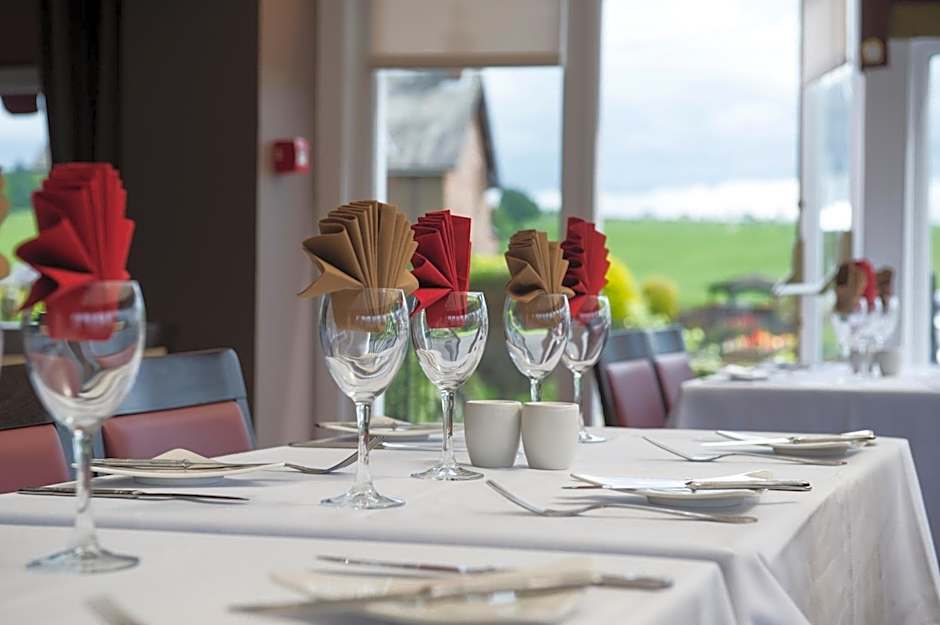 Somerton House Hotel