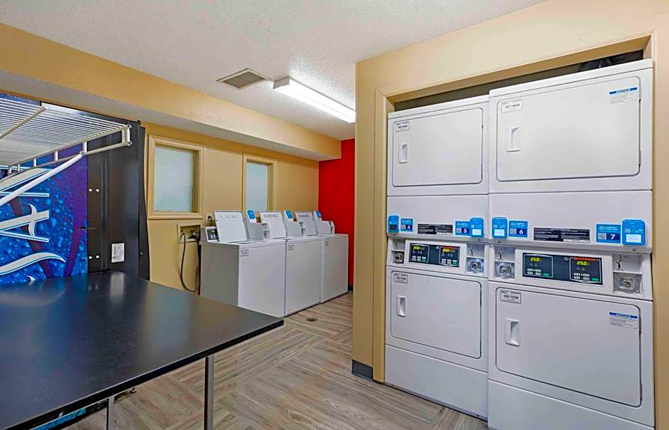 Studio 6 - St Louis, MO - Westport-Craig Road