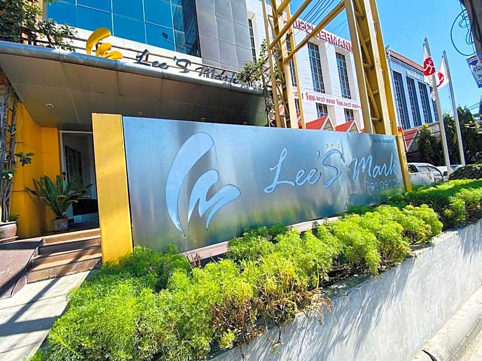 Lee's Mark Residence