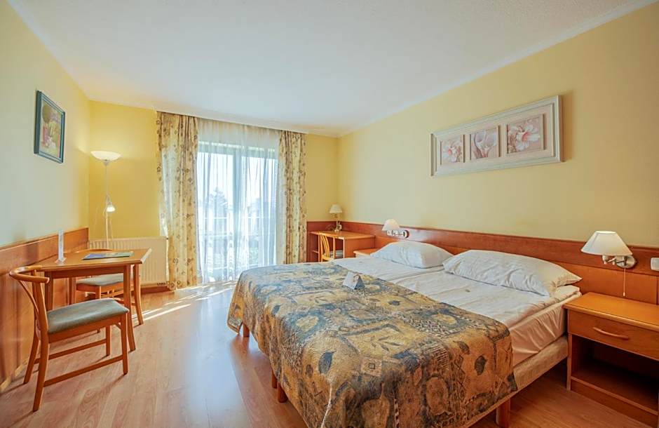 Holiday Club Apartman Hotel