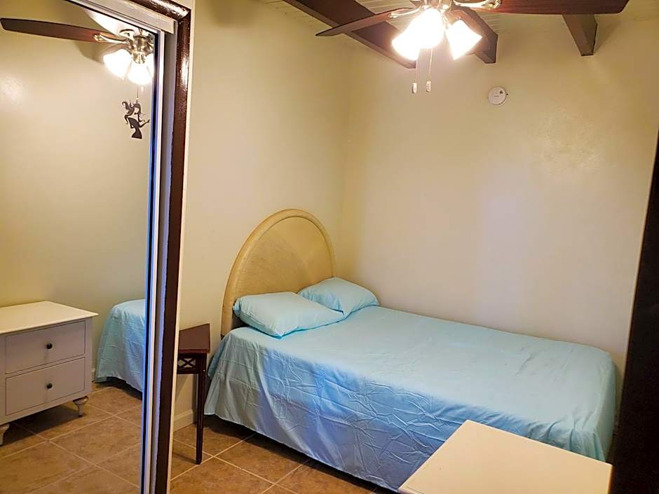 Sunset Gardens Guesthouse