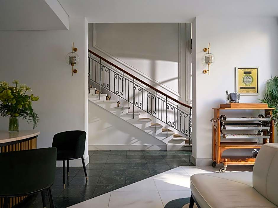 Excelsior Hotel