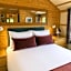 Rashfield Sheilings - Unique Riverside Lodges