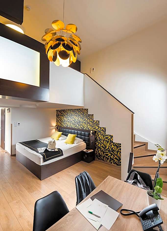 Opera Garden Hotel & Apartments