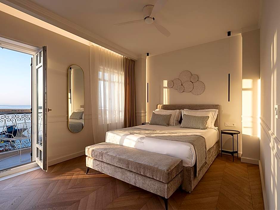Riviera Suites